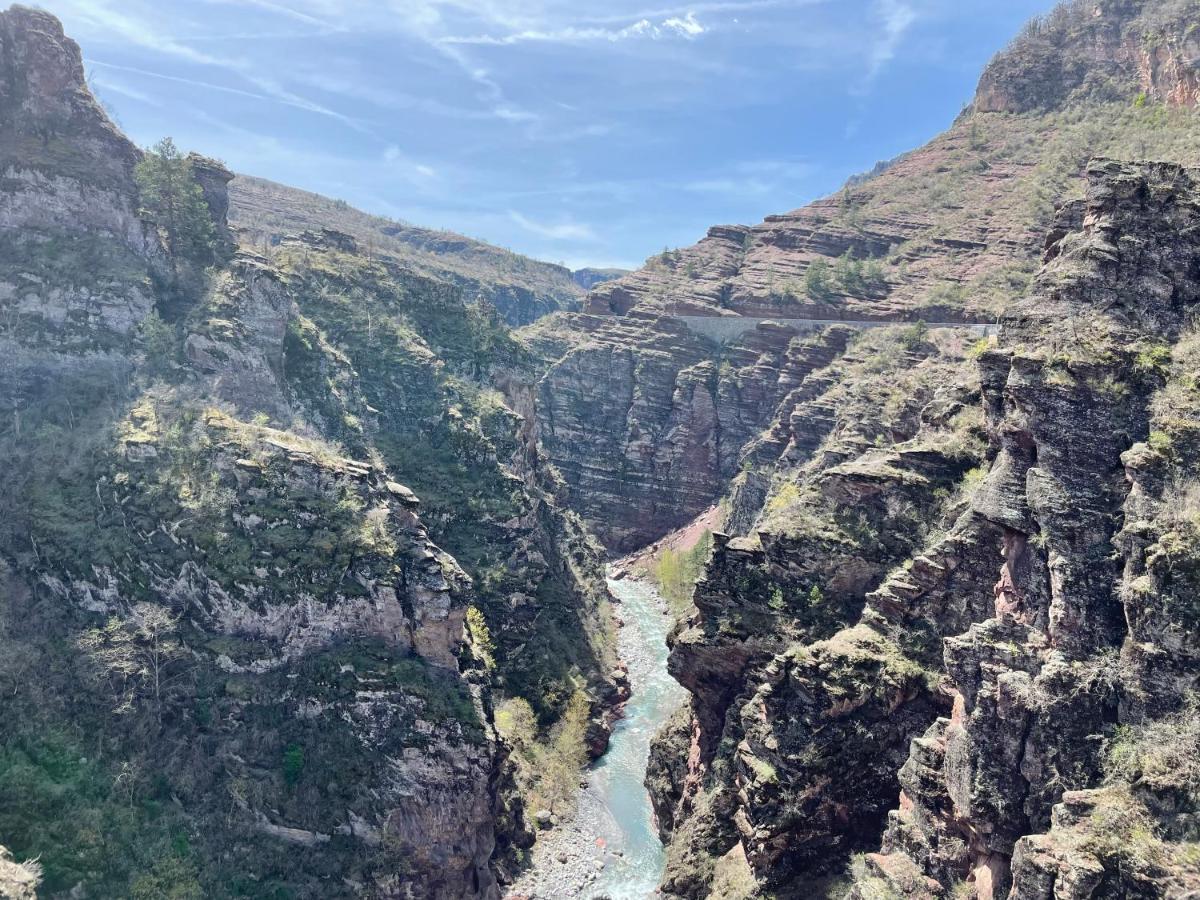 Gite De La Mairie Des Gorges De Daluis ภายนอก รูปภาพ
